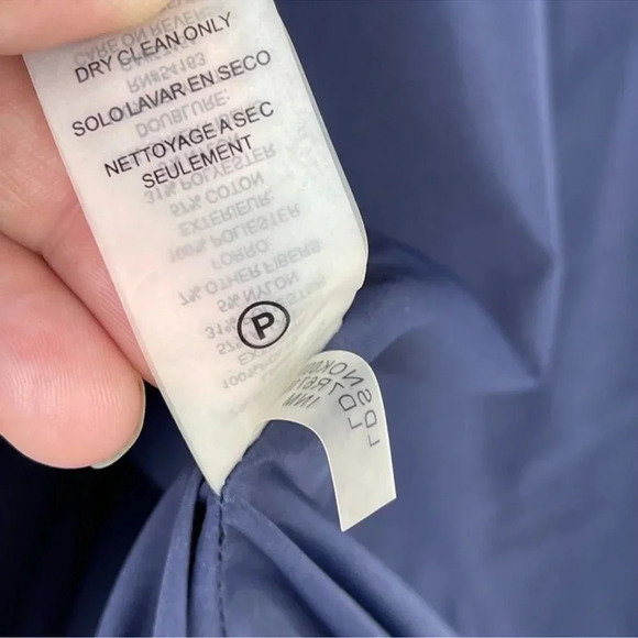 Karl Lagerfeld Blue Open Front Tweed
TopperJacket size small - Picture 10 of 12